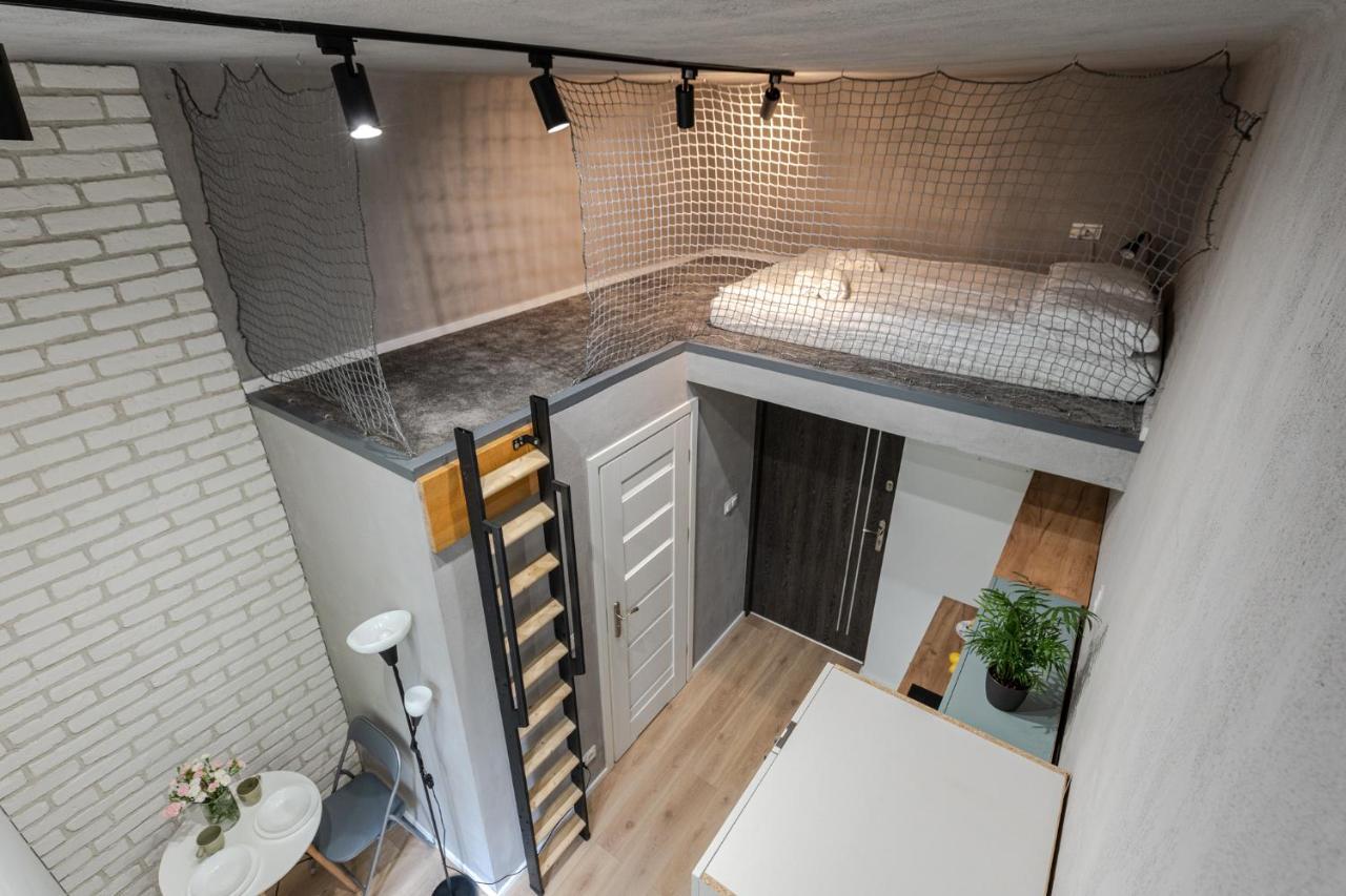 Parkside Fresh Apartments - Old Town Guesthouse - By Upstairs كراكوفيا المظهر الخارجي الصورة