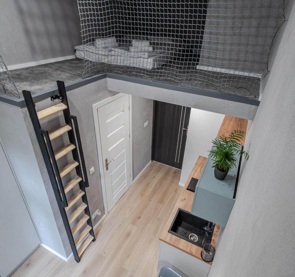 Parkside Fresh Apartments - Old Town Guesthouse - By Upstairs كراكوفيا المظهر الخارجي الصورة