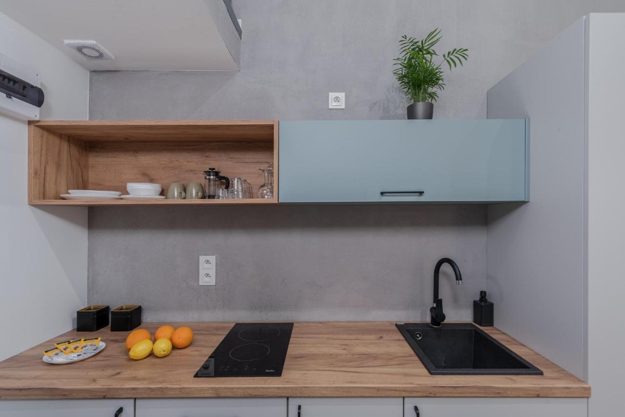 Parkside Fresh Apartments - Old Town Guesthouse - By Upstairs كراكوفيا المظهر الخارجي الصورة