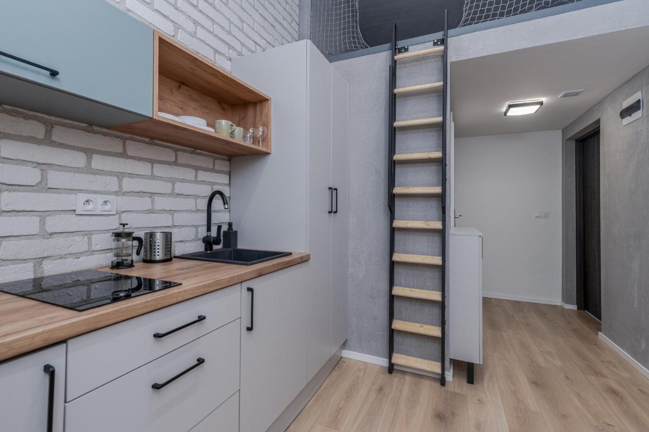 Parkside Fresh Apartments - Old Town Guesthouse - By Upstairs كراكوفيا المظهر الخارجي الصورة