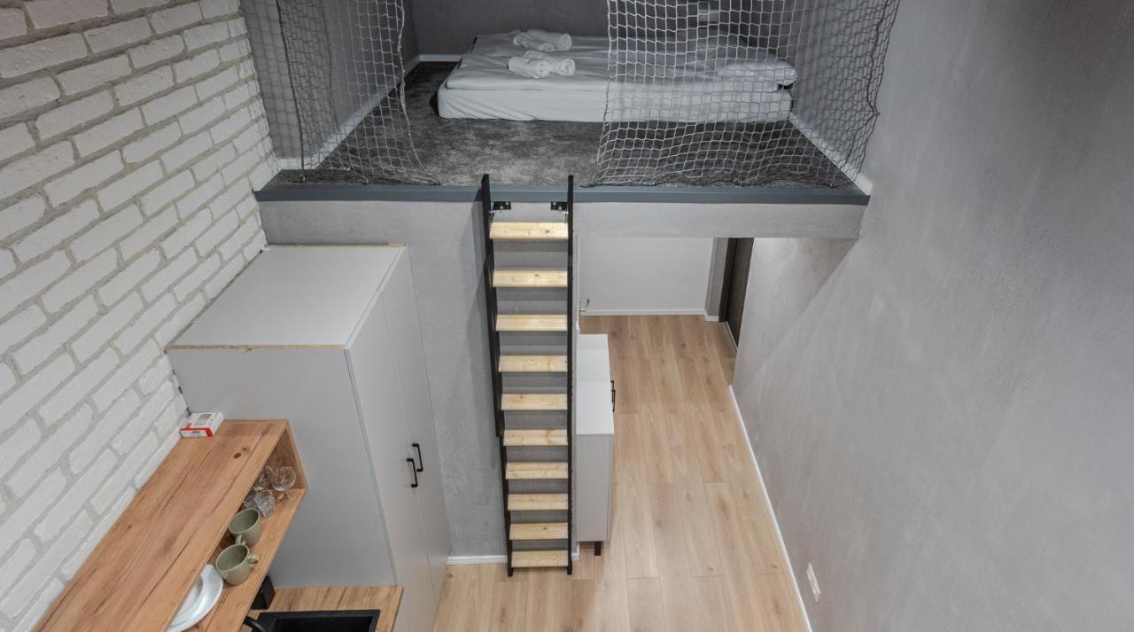 Parkside Fresh Apartments - Old Town Guesthouse - By Upstairs كراكوفيا المظهر الخارجي الصورة